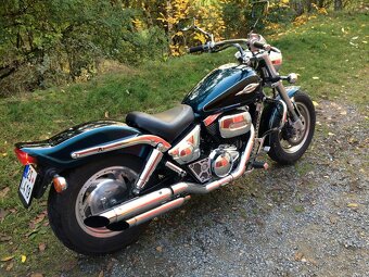 Suzuki VZ 800 Marauder - 2