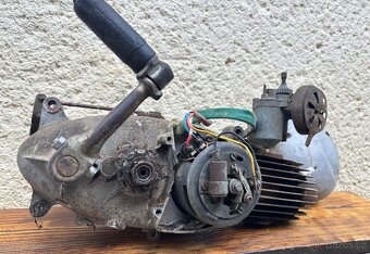 Motor jawa 555 55 - 2