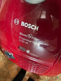 Vysavač Bosch ProAnimal hair 2100 W - 2