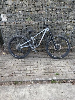 Trek Slash 9 - 2