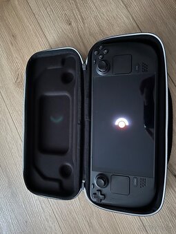 Stesk Deck OLED 512GB s DOCKEM - 2