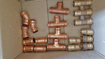 Pájecí oblouky a fitinky - 2