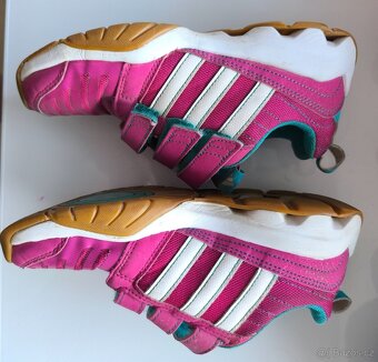 Adidas, Nike - 2