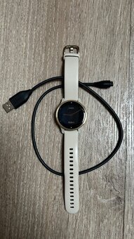 Chytré hodinky Garmin Venu 2S - 2