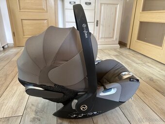 Autosedacka Cybex Cloud Z-i size a baze - 2