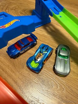 Hot Wheels Zrádné váhy - 2