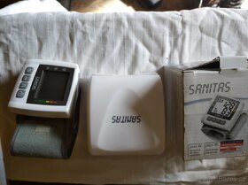 Měřič krevního tlaku na zápěstí Sanitas

 - 2