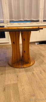 Stůl kulatý i do kuchyně - 2