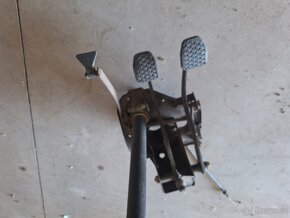 Bmw e21 sloupek rizeni a pedaly - 2
