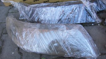 Světlomety Honda Accord 2004 - 2