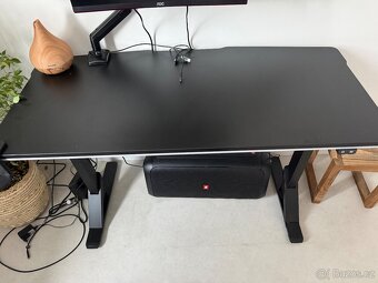 Herní rgb stůl - 2
