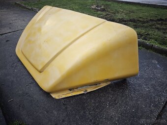 Střešní spoiler na dodávku. - 2