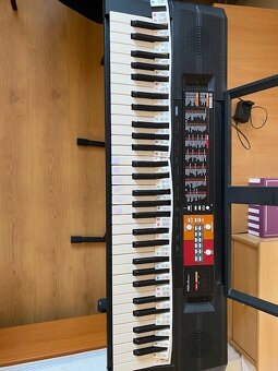 Digitální keyboard PSR-F51 - 2