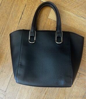 Dámská kabelka Tommy Hilfiger 150kč - 2