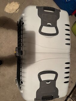 Přepravní box do auta - 2