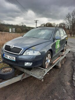 škoda octavia 2 2.0fsi 110kw šeda černá sedan combi - 2