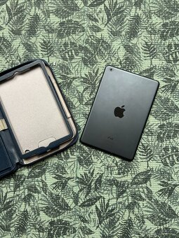 Apple iPad mini - A1432 - 2