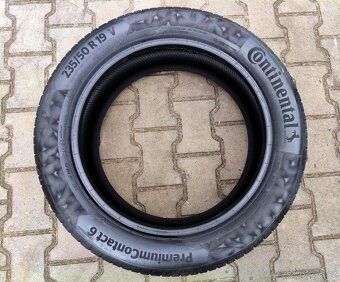 Nové letní pneumatiky Continental 235/50/19 - 2