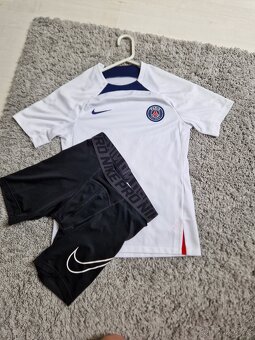 Triko a kratasy NIKE pro - 2