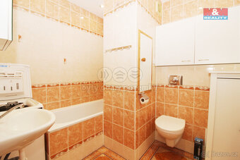 Pronájem bytu 1+1, 38 m², Nový Bor, ul. Husova - 2