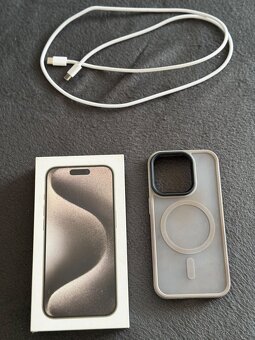 iPhone 15 Pro 128GB přírodní Titan - 2