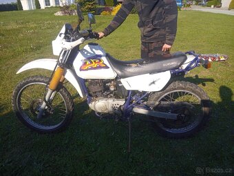 SUZUKI DR 125 - 2