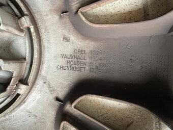 Poklice Opel 16" Astra H, Zafira B 13242075 - 2