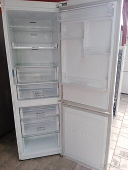 Lednice s mrazakem Samsung - 2