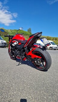 Suzuki GSX-S 750 - 2