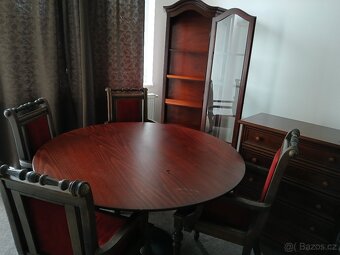 Starožitný nábytek - 2