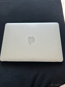 Macbook Pro 2013 13" + myš magic mouse - 2