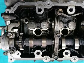 Toyota 2,0D4D 85kW 1CD-FTV hlava motoru - 2