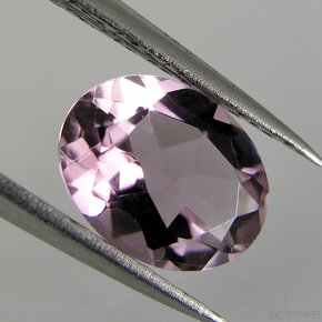 Ametyst - ovál 1,56 ct. - 2