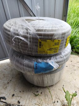 Zbytky ze stavby elektro materiál - 2