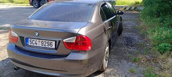 BMW e90 318d 90kw - 2
