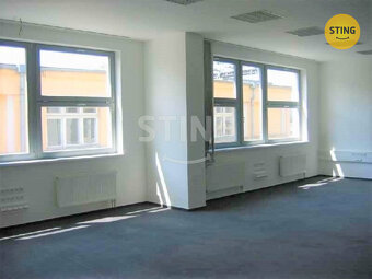 Pronájem kancelářského podlaží. Celkem 244 m2., 112433 - 2