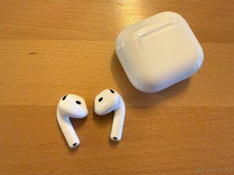 Sluchátka Apple AirPods 4 s aktivním potlačováním hluku (MXP - 2