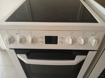 Prodám elektrický sporák Beko - 2