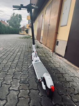 Elektrická koloběžka Lenovo M2 - 2