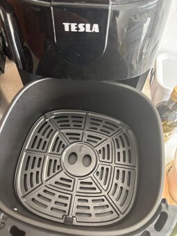 Horkovzdušná friteza Tesla - 2