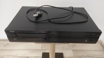 CD přehrávač YAMAHA CDX-890 - 2