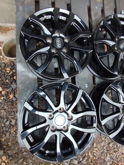 ALU KIA 5x114,3 R16 ET-50 6, 5J střed 67mm - 2