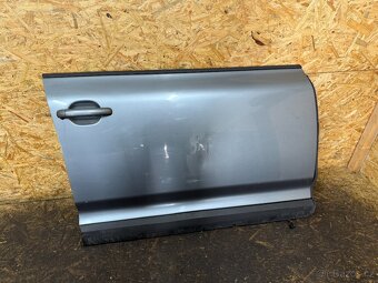 HOLÉ PRAVÉ PŘEDNÍ DVEŘE VW TOUAREG 7L LD7Z - 2