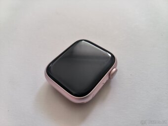 apple watch 9 45mm Pink / Batéria 90% - 2