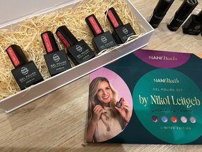 Kompletní Sada NANI Nails s UV lampou a gely mnoha barev - 2