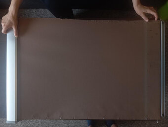 Roleta do střešního okna R-LITE 613 940 mm - 2