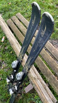 Lyže značky Elán Black Perla - 2