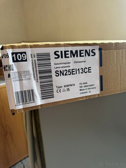 Nová volně stojící myčka  Siemens,60cm,14 sad - 2