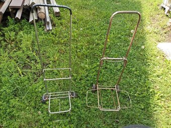 Vozíky na zavazadla. - 2