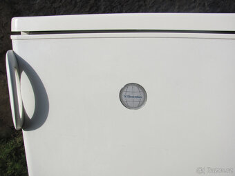 CHLADNIČKA S MRAZNIČKOU ELECTROLUX - A+ - 127cm - 2